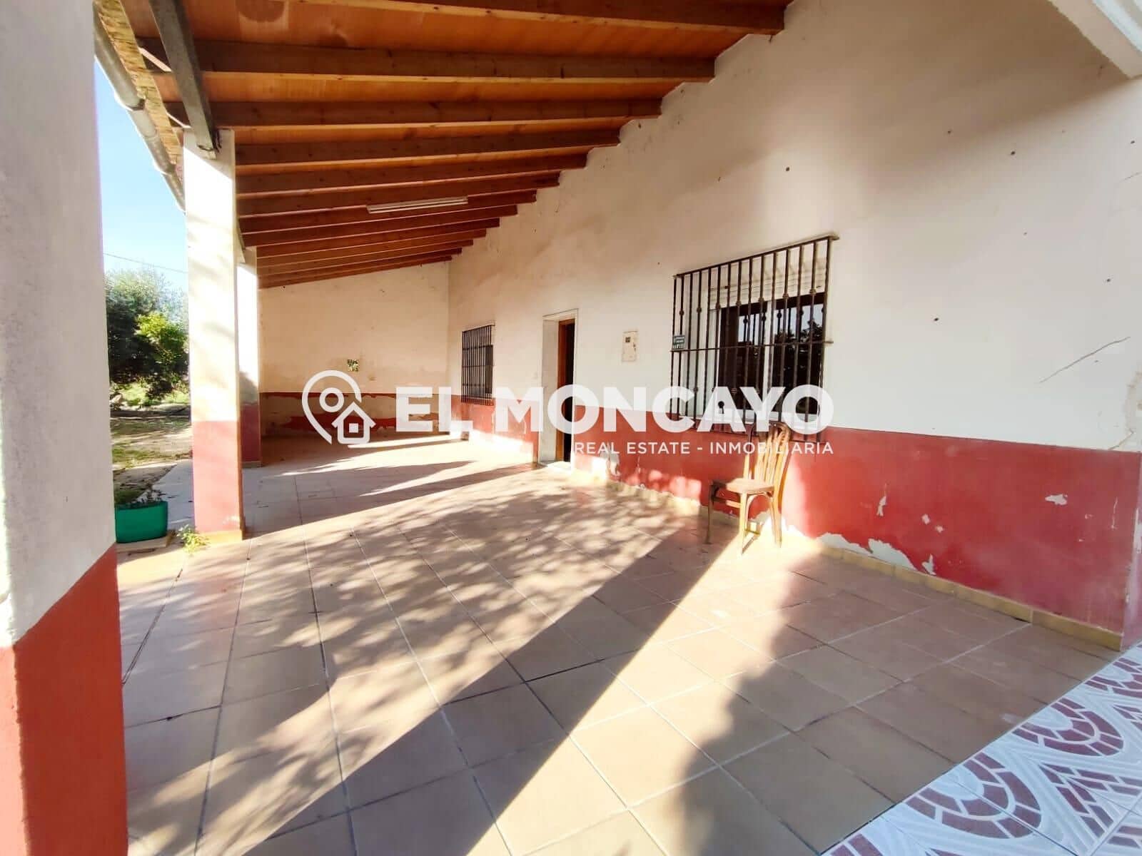 3 makuuhuone Maalaistalo myytävänä paikassa Las Bayas mukana 
autotalli - 389 000 € (Ref: 9615360)