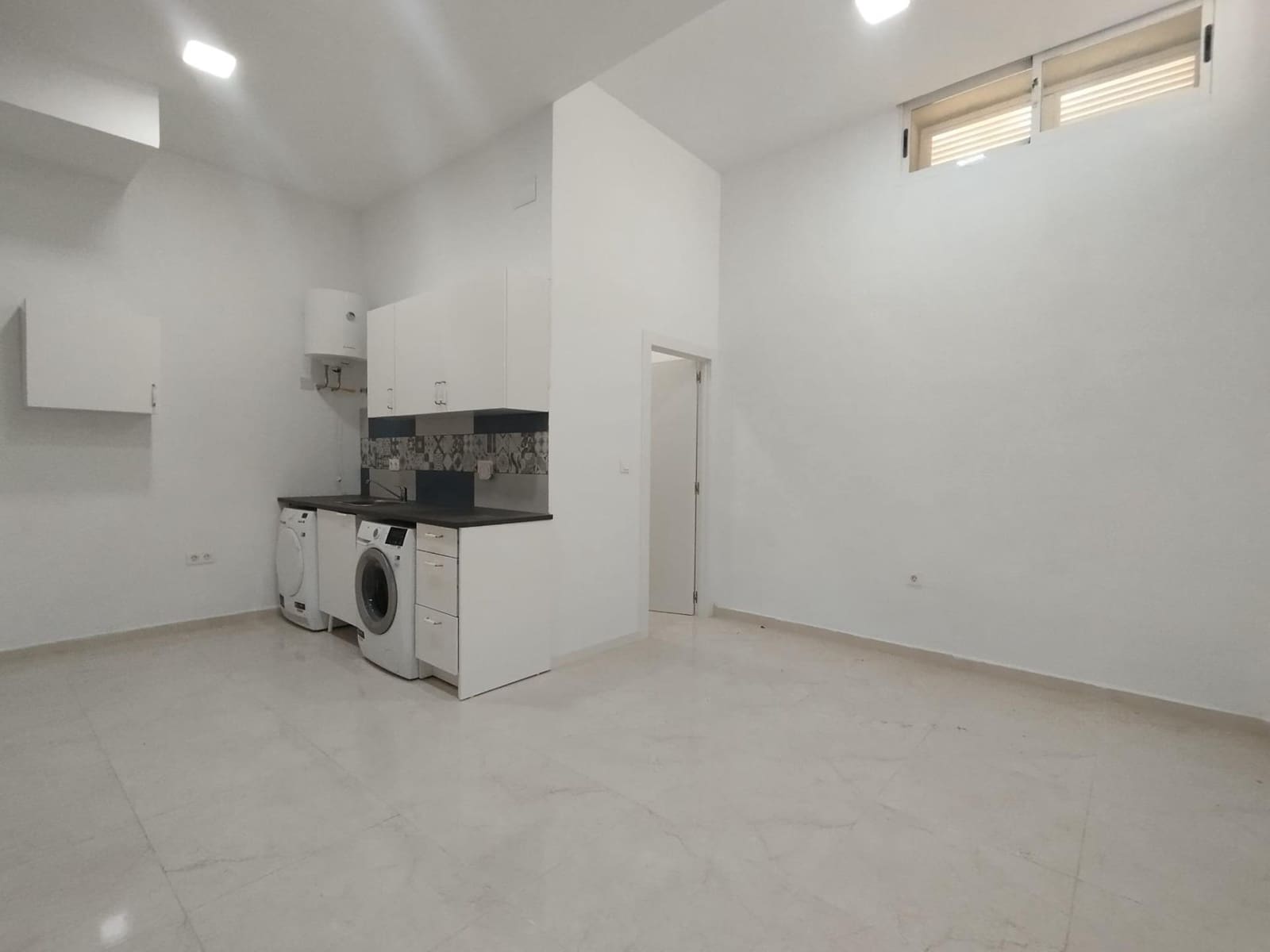 3 bedroom Semi-detached Villa for sale in Guardamar del Segura - € 370,000 (Ref: 9619152)