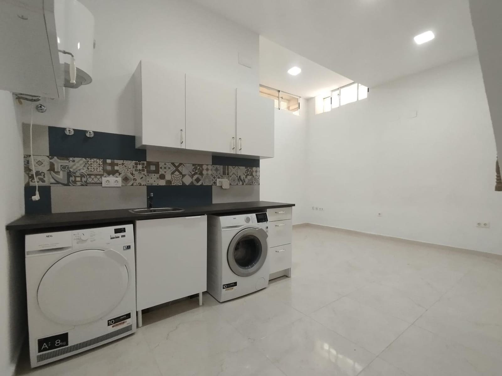 3 bedroom Semi-detached Villa for sale in Guardamar del Segura - € 370,000 (Ref: 9619152)