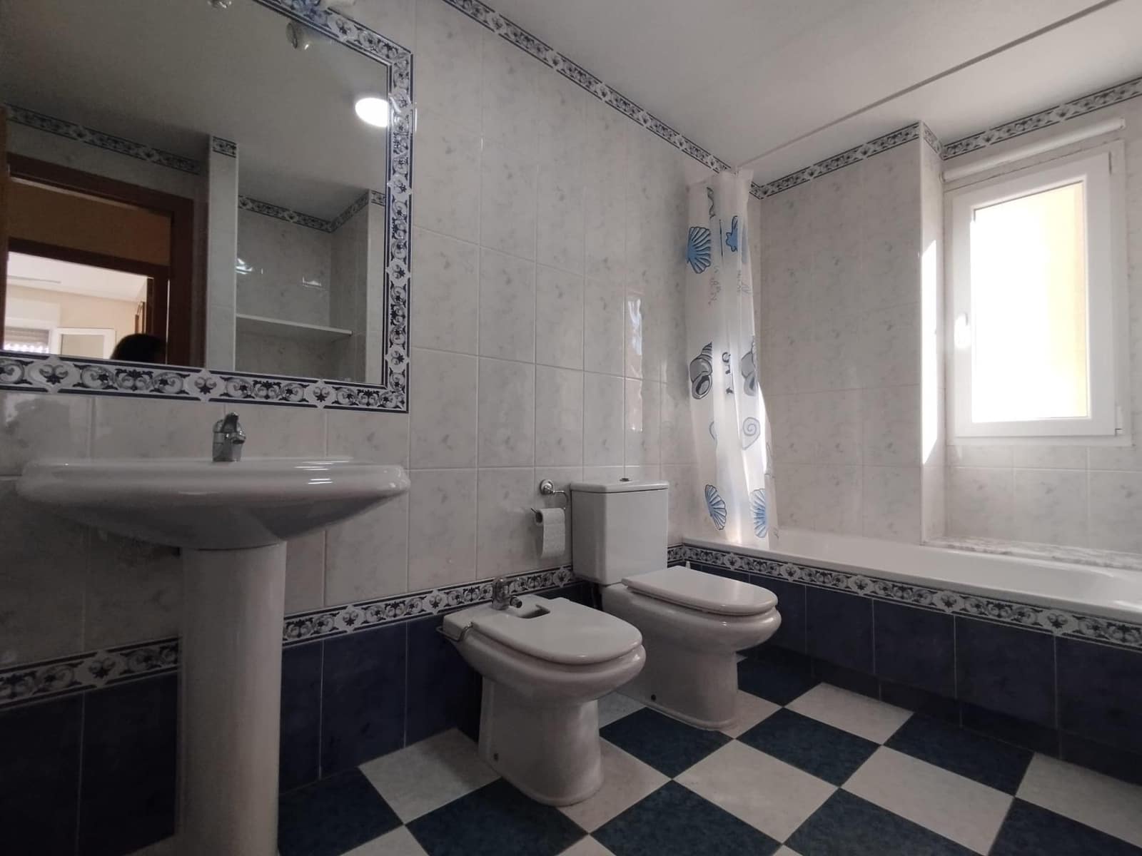 3 bedroom Semi-detached Villa for sale in Guardamar del Segura - € 370,000 (Ref: 9619152)