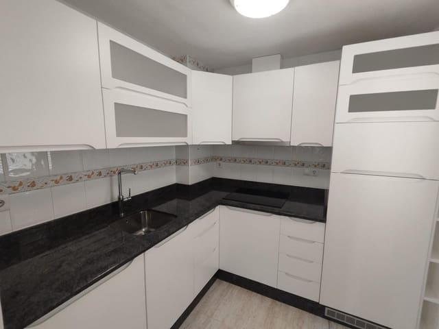 3 bedroom Semi-detached Villa for sale in Guardamar del Segura - € 370,000 (Ref: 9619152)