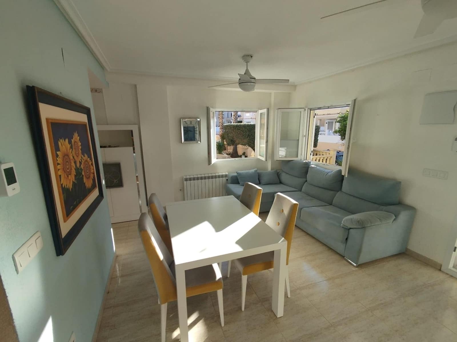 3 bedroom Semi-detached Villa for sale in Guardamar del Segura - € 370,000 (Ref: 9619152)