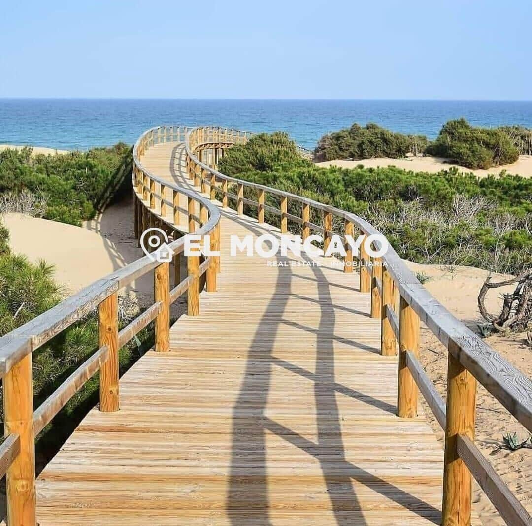 Ático de 4 habitaciones en Guardamar del Segura en venta - 229.000 € (Ref: 9625475)