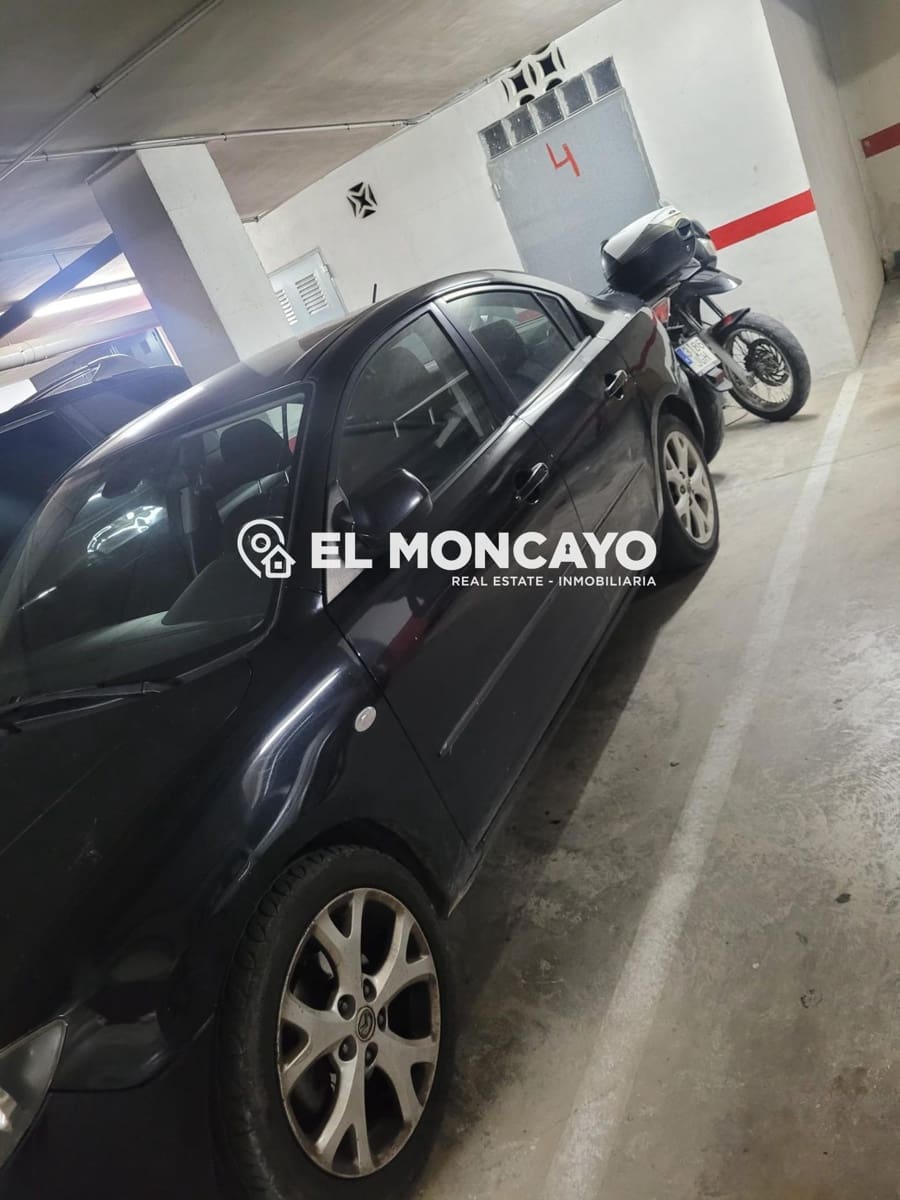 Ático de 4 habitaciones en Guardamar del Segura en venta - 229.000 € (Ref: 9625475)