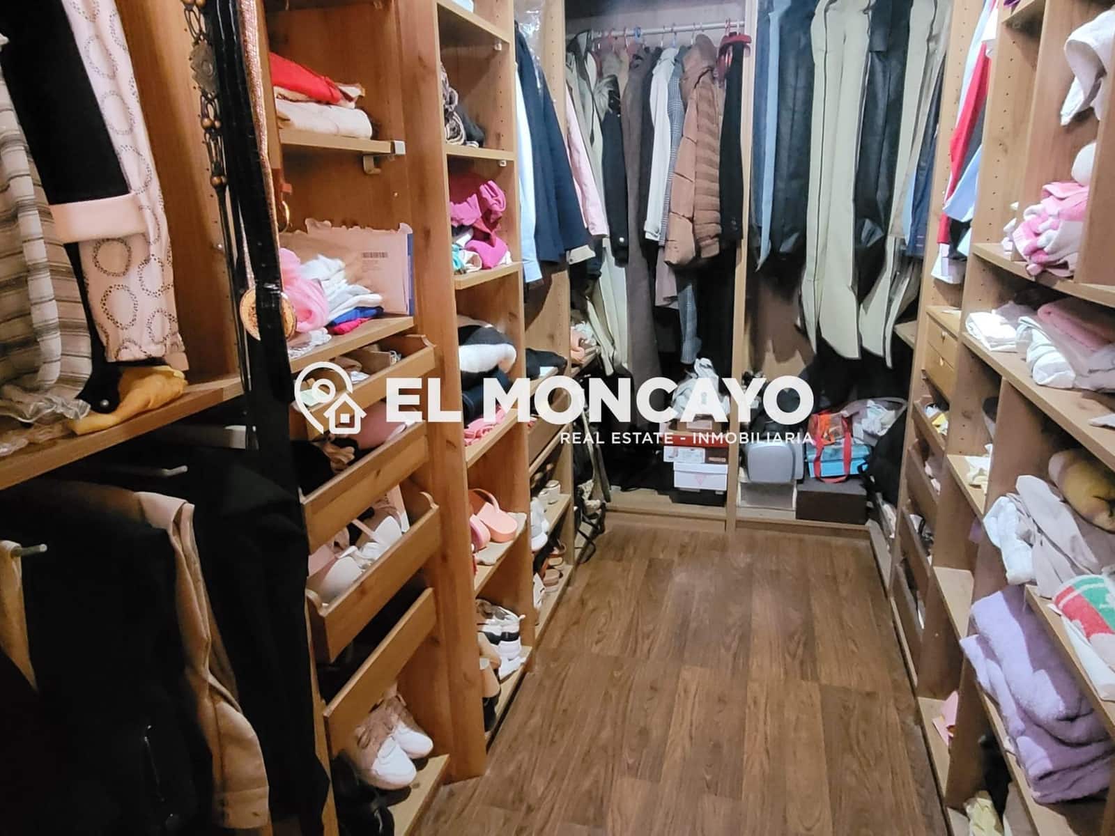 Ático de 4 habitaciones en Guardamar del Segura en venta - 229.000 € (Ref: 9625475)