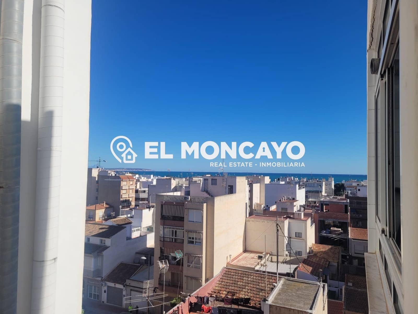 Ático de 4 habitaciones en Guardamar del Segura en venta - 229.000 € (Ref: 9625475)