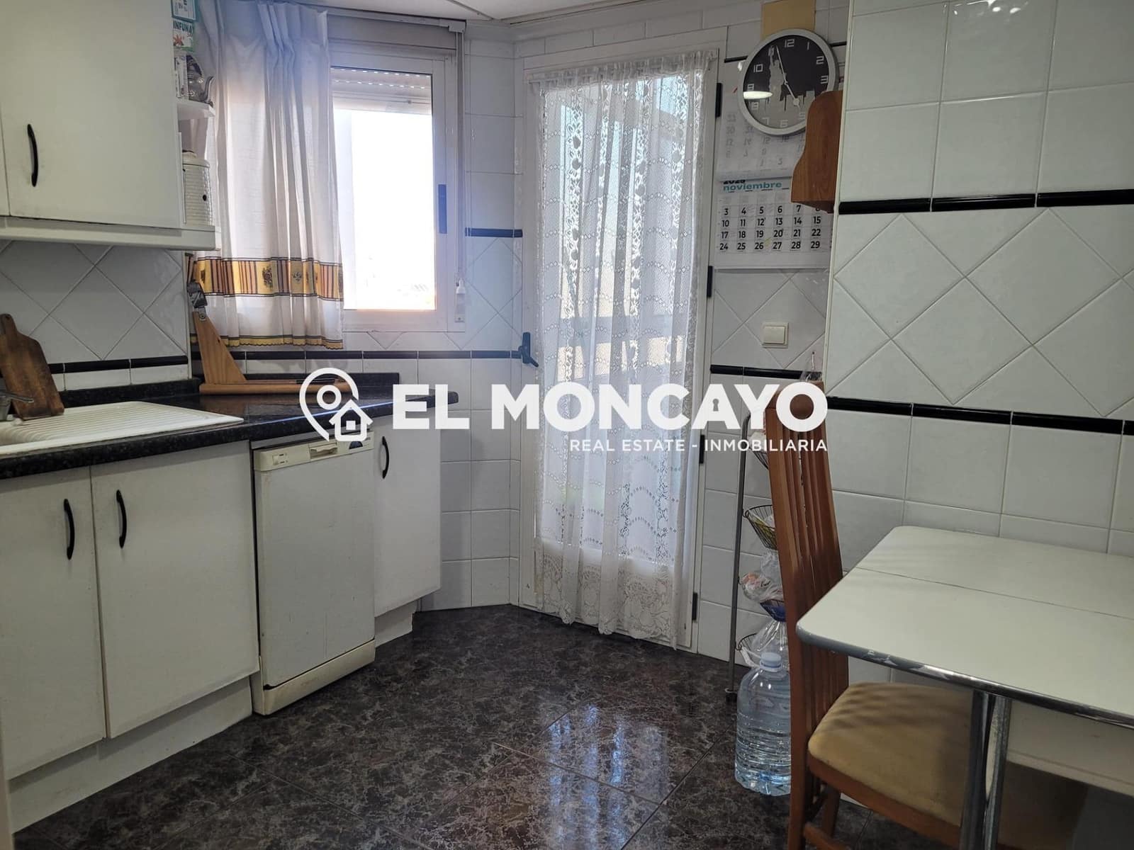 Ático de 4 habitaciones en Guardamar del Segura en venta - 229.000 € (Ref: 9625475)