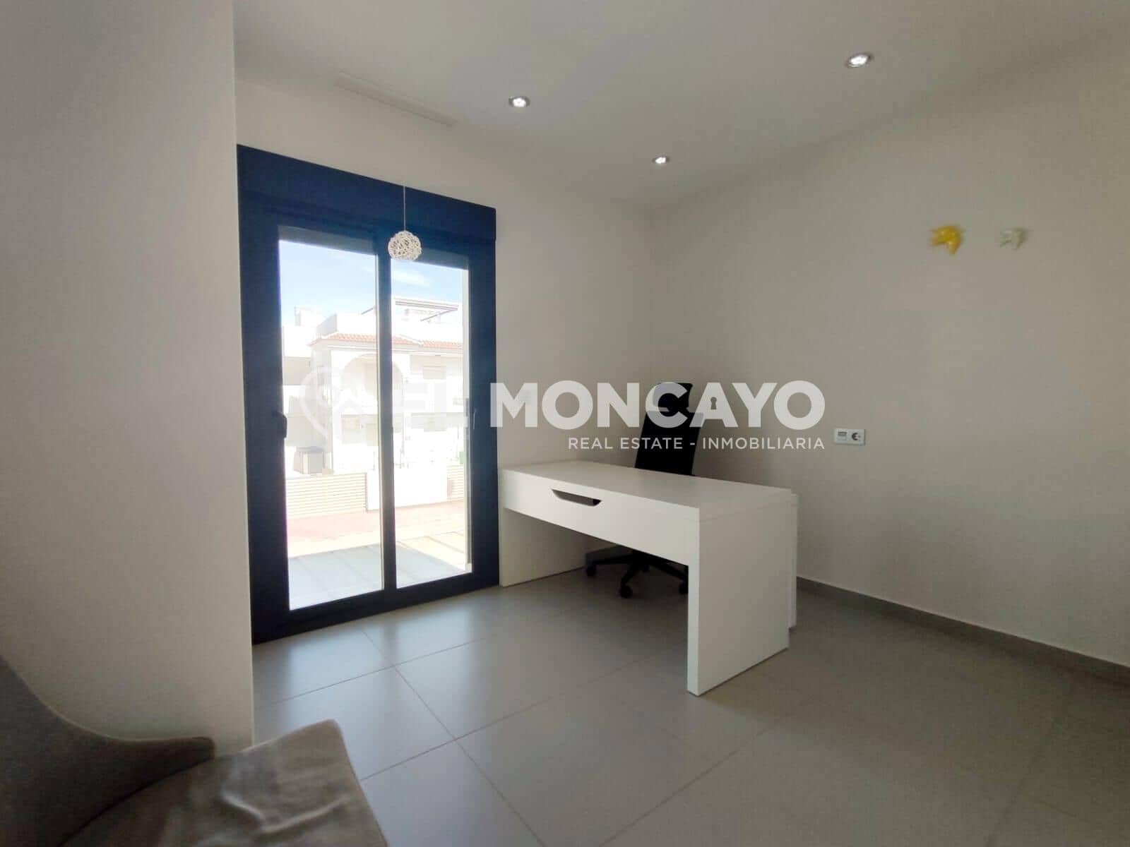 3 bedroom Villa for sale in Ciudad Quesada with pool - € 459,000 (Ref: 9625476)