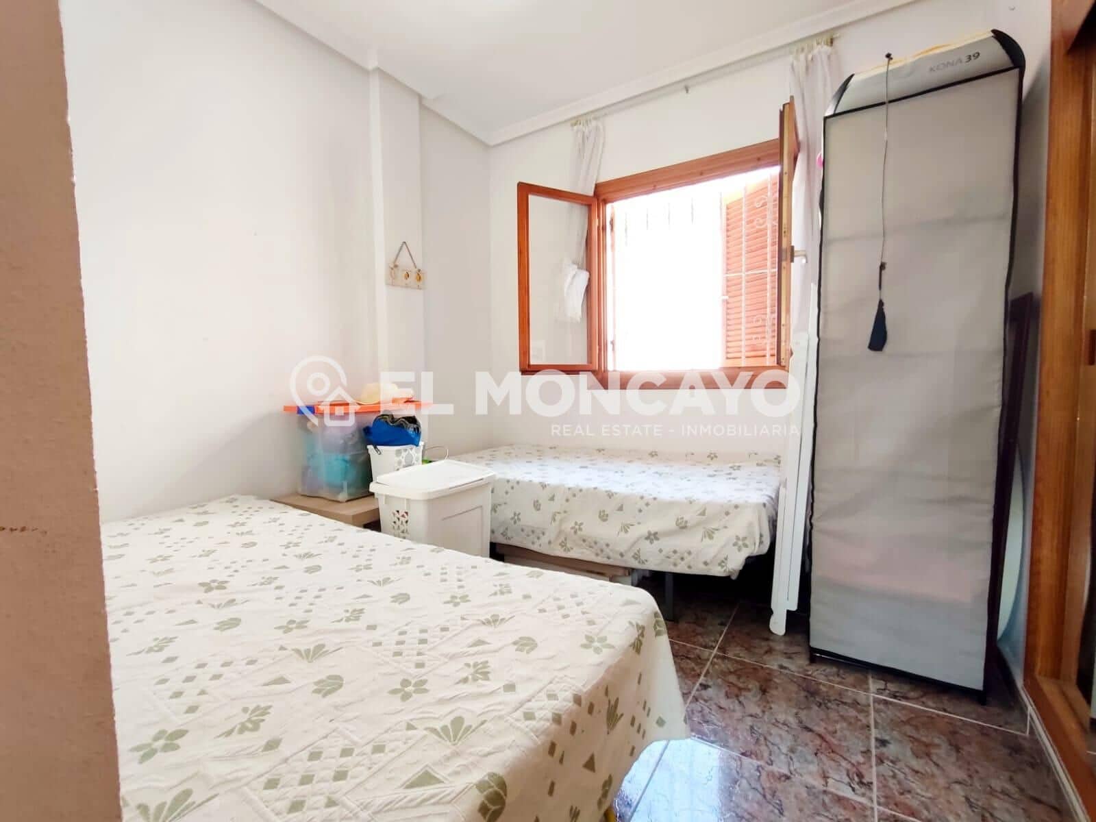 2 soverom Bungalow til salgs i Guardamar del Segura med svømmebasseng - € 135 900 (Ref: 9644938)