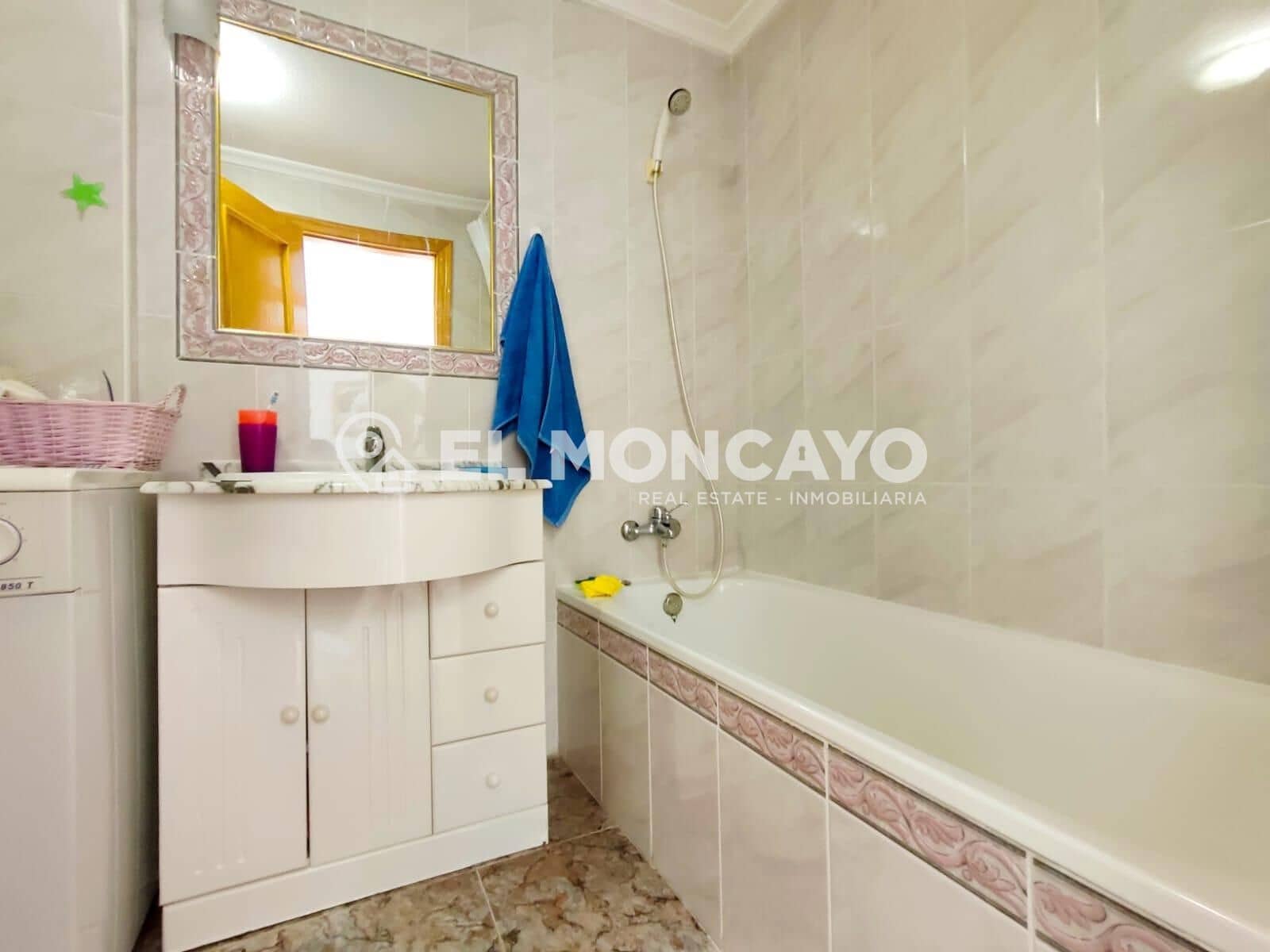 2 soverom Bungalow til salgs i Guardamar del Segura med svømmebasseng - € 135 900 (Ref: 9644938)