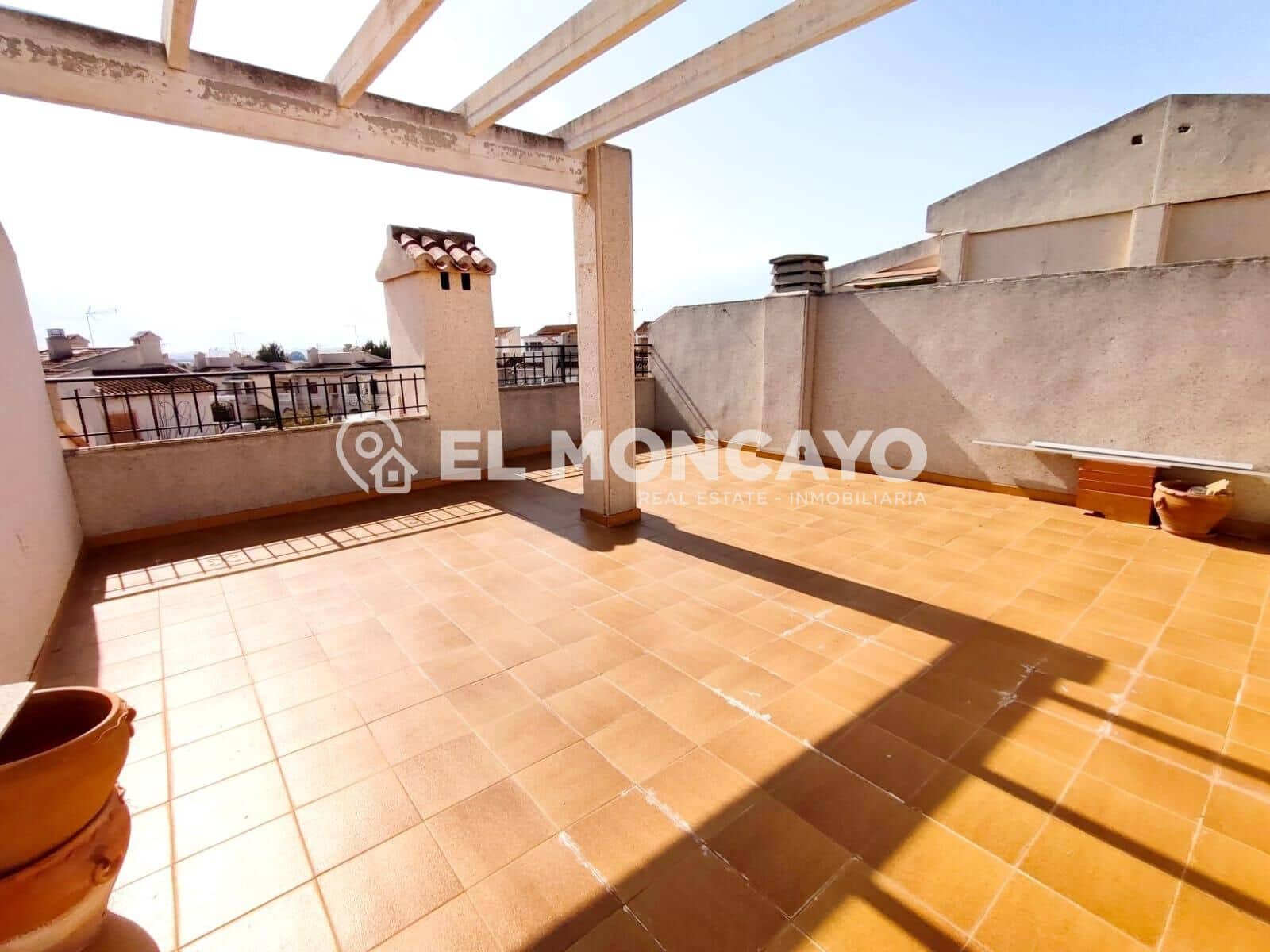 2 soverom Bungalow til salgs i Guardamar del Segura med svømmebasseng - € 135 900 (Ref: 9644938)