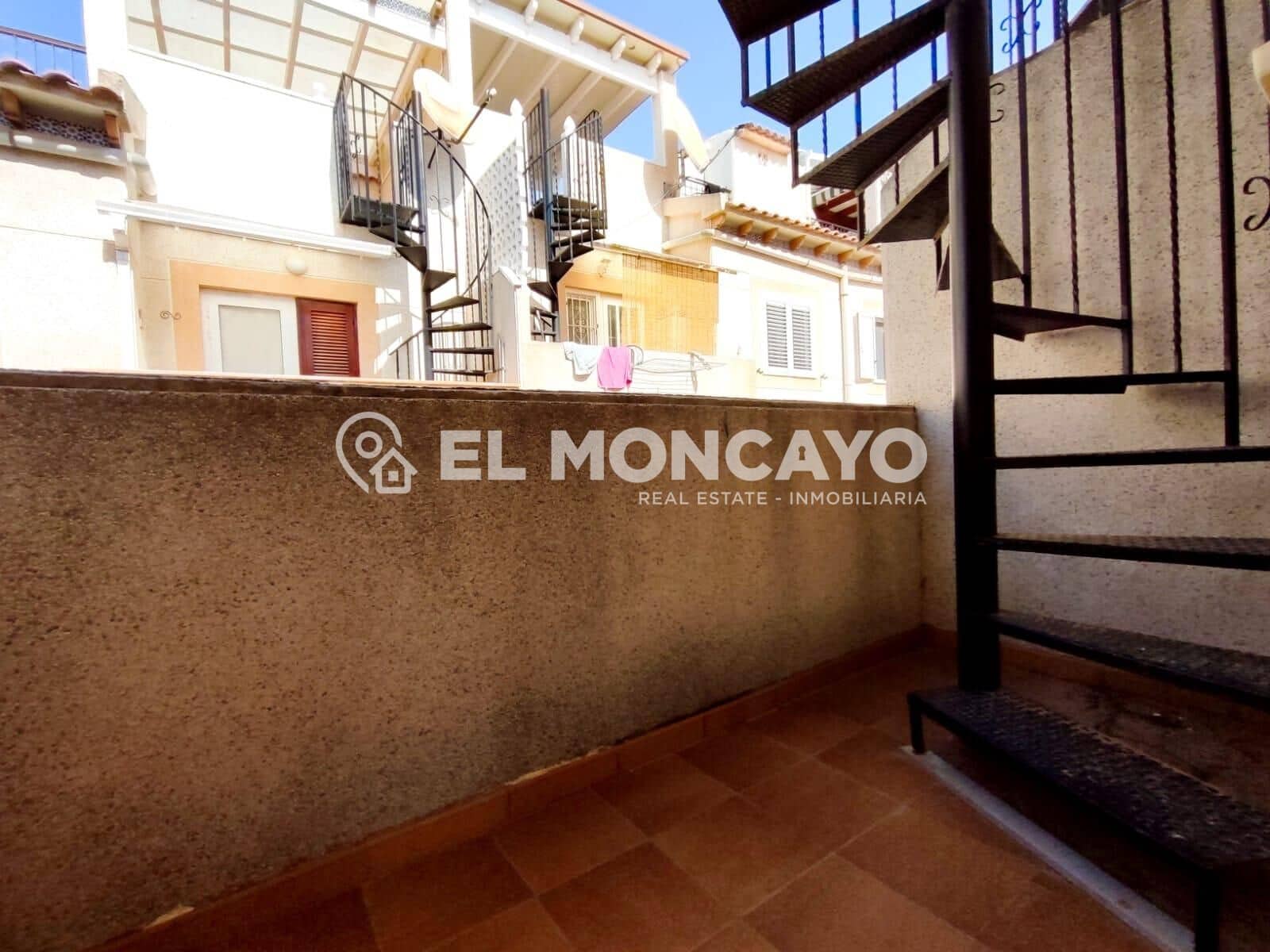 2 soverom Bungalow til salgs i Guardamar del Segura med svømmebasseng - € 135 900 (Ref: 9644938)