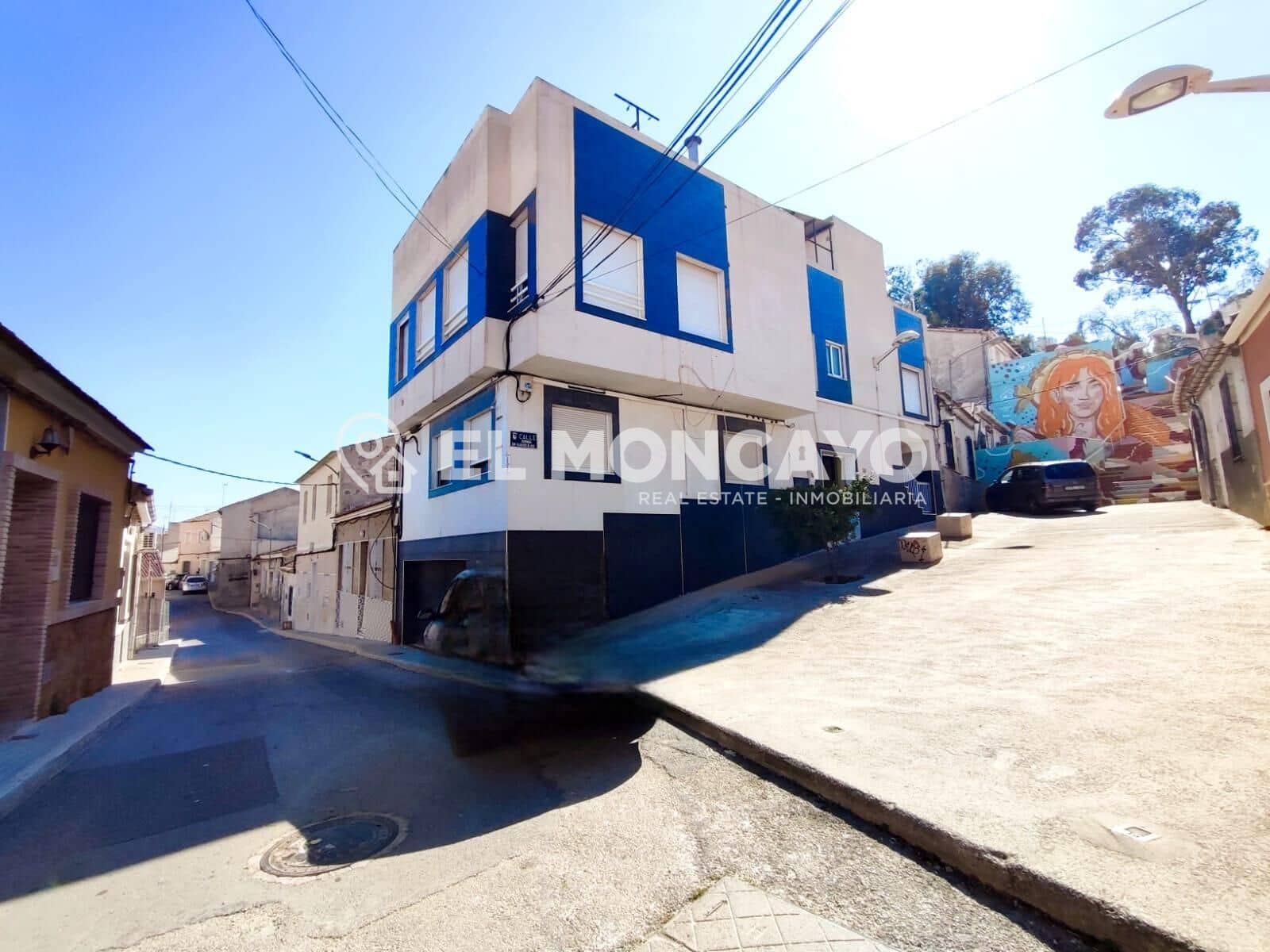 6 slaapkamer Halfvrijstaande villa te koop in Bigastro met garage - € 169.900 (Ref: 9644939)