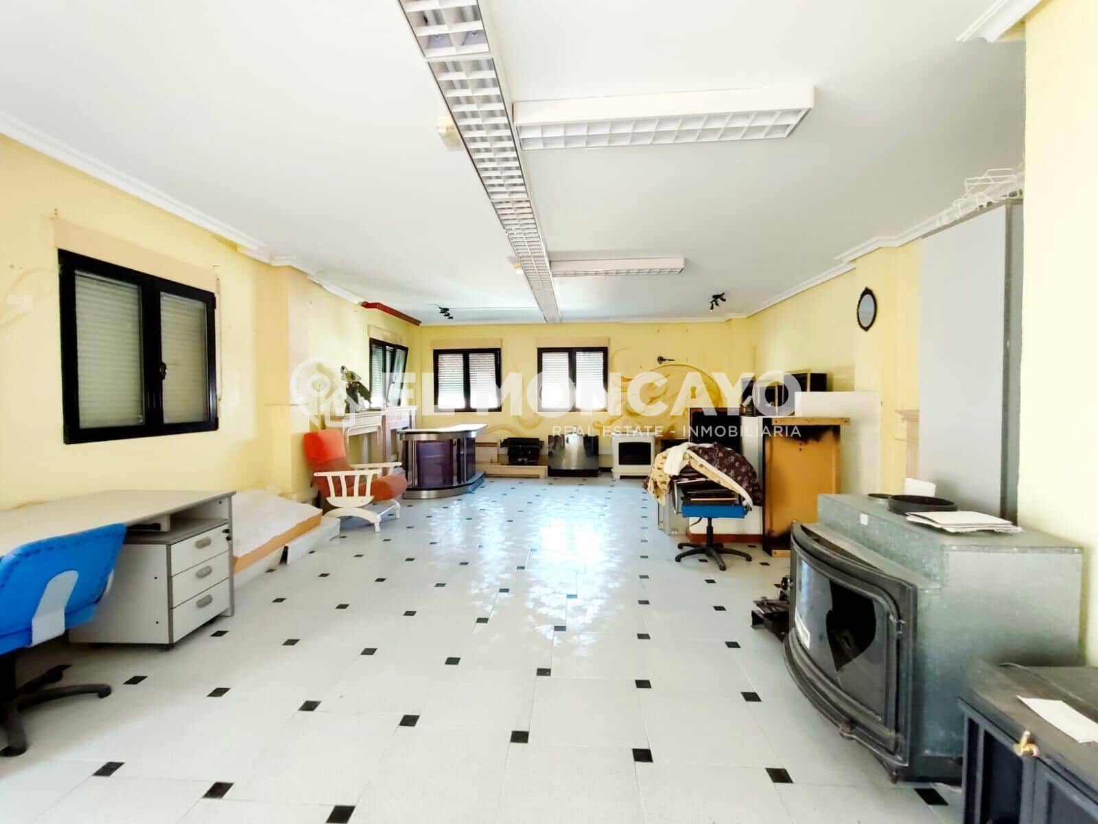 6 slaapkamer Halfvrijstaande villa te koop in Bigastro met garage - € 169.900 (Ref: 9644939)