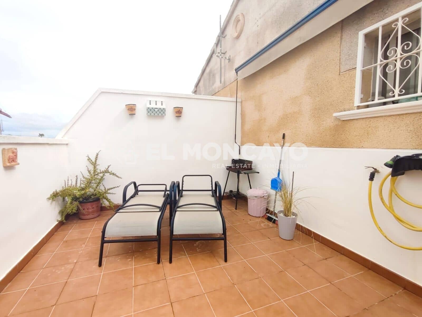 Adosado de 3 habitaciones en Torrevieja en venta - 192.000 € (Ref: 9674137)