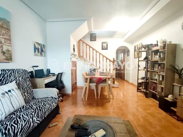 Adosado de 3 habitaciones en El Chaparral - La Siesta - La Torreta, Torrevieja en venta - 192.000 € (Ref: 9674137)