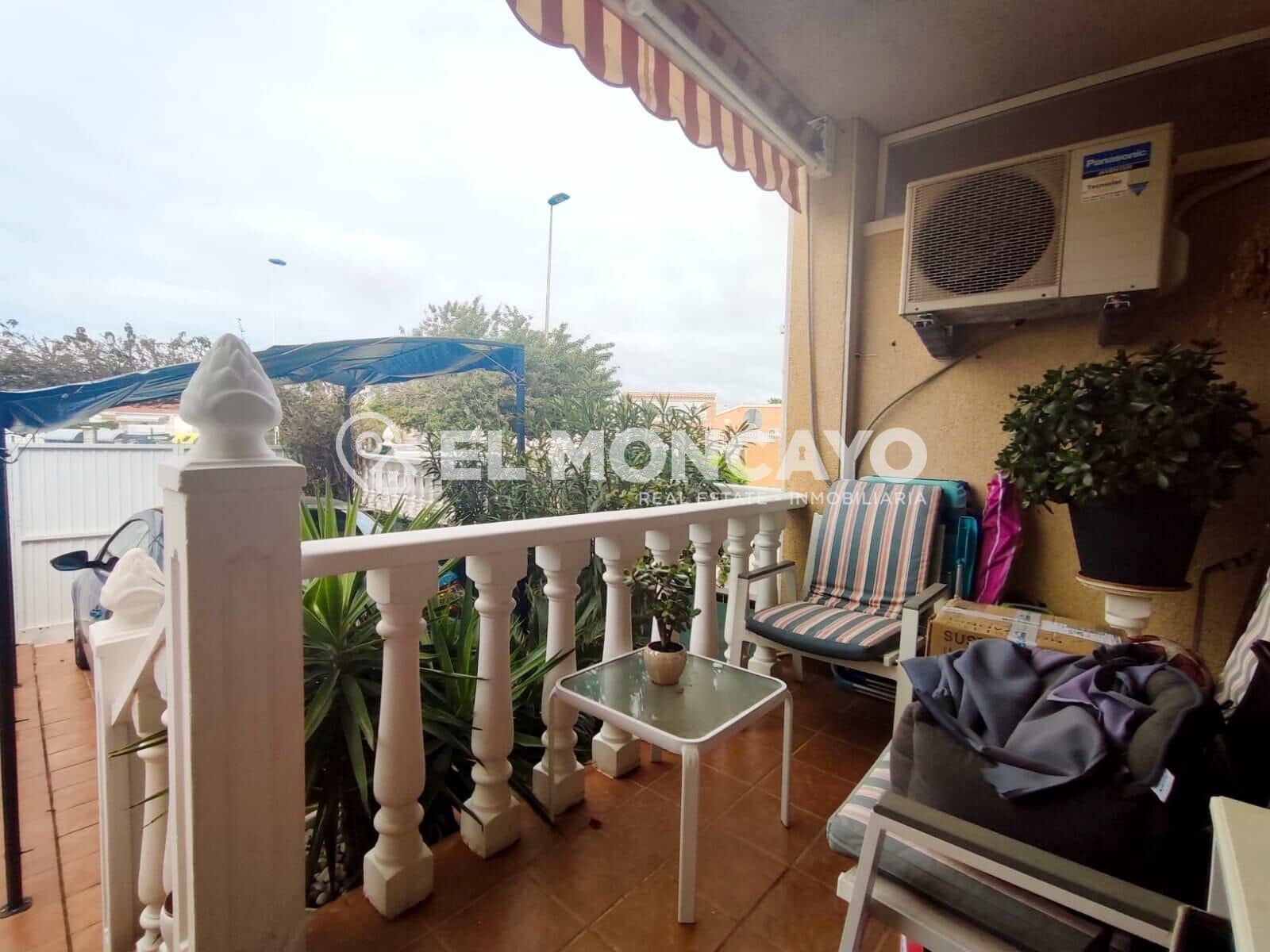 Adosado de 3 habitaciones en Torrevieja en venta - 192.000 € (Ref: 9674137)