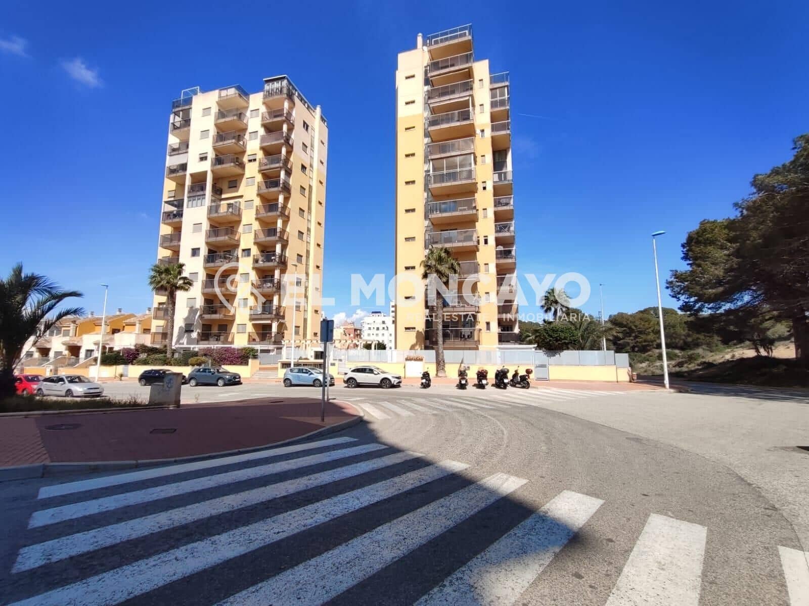 2 bedroom Apartment for sale in Guardamar del Segura with pool garage - € 185,000 (Ref: 9677409)
