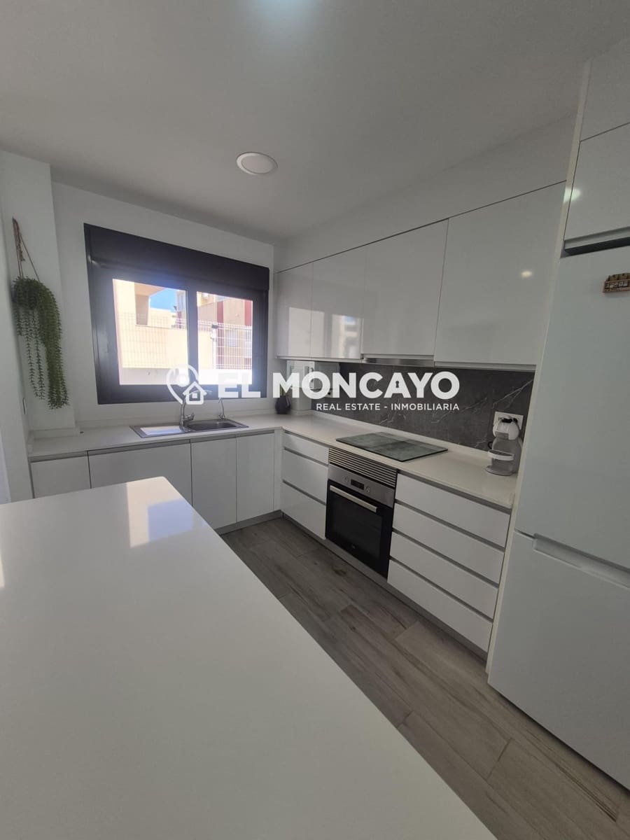 Apartamento de 3 habitaciones en Guardamar del Segura en venta con piscina garaje - 289.900 € (Ref: 9679790)