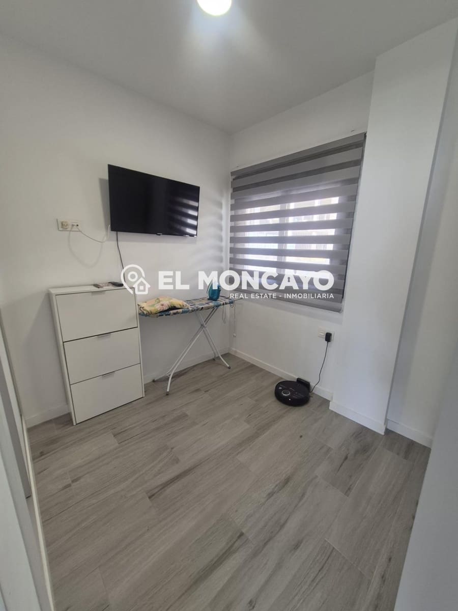 Apartamento de 3 habitaciones en Guardamar del Segura en venta con piscina garaje - 289.900 € (Ref: 9679790)