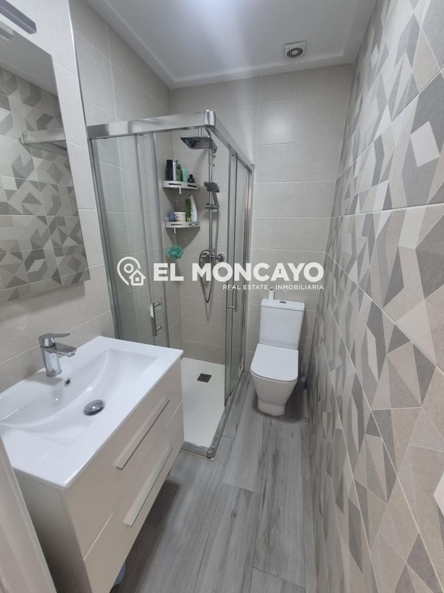 Apartamento de 3 habitaciones en Guardamar del Segura en venta con piscina garaje - 289.900 € (Ref: 9679790)