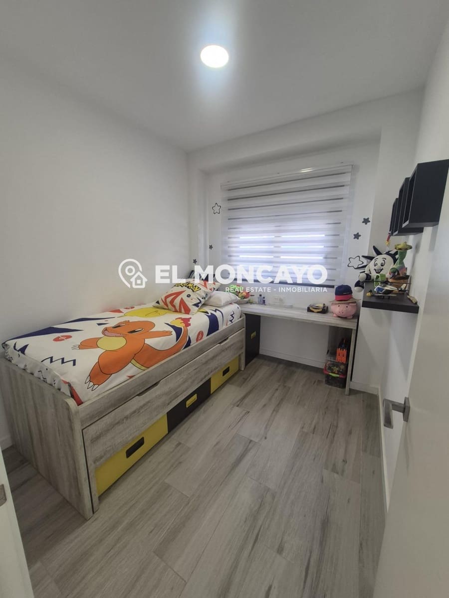 Apartamento de 3 habitaciones en Guardamar del Segura en venta con piscina garaje - 289.900 € (Ref: 9679790)