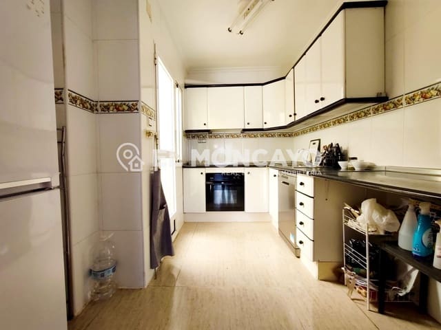 3 slaapkamer Rijtjeshuis te koop in La Regia, Orihuela met zwembad - € 233.000 (Ref: 9690542)