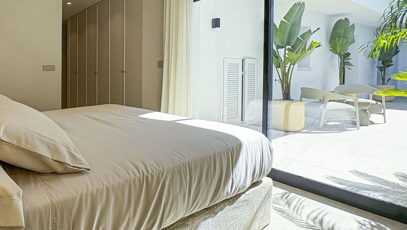 4 bedroom Villa for sale in La Marquesa with pool garage - € 788,500 (Ref: 9701570)