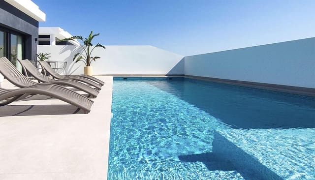 4 bedroom Villa for sale in La Marquesa, Rojales with pool garage - € 798,750 (Ref: 9701571)