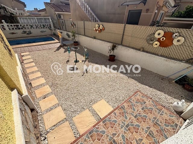 2 bedroom Villa for sale in La Marquesa, Rojales with pool - € 225,000 (Ref: 9711904)