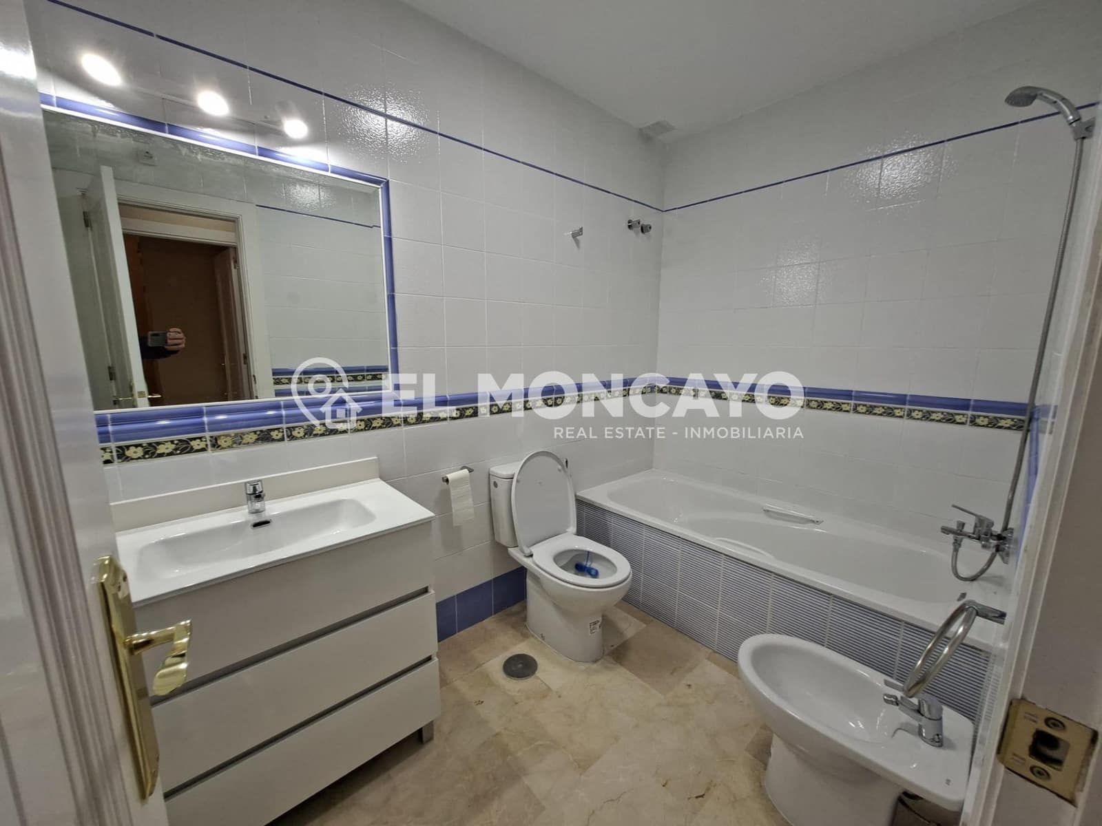 2 bedroom Bungalow for sale in Orihuela Costa with pool - € 229,000 (Ref: 9732037)