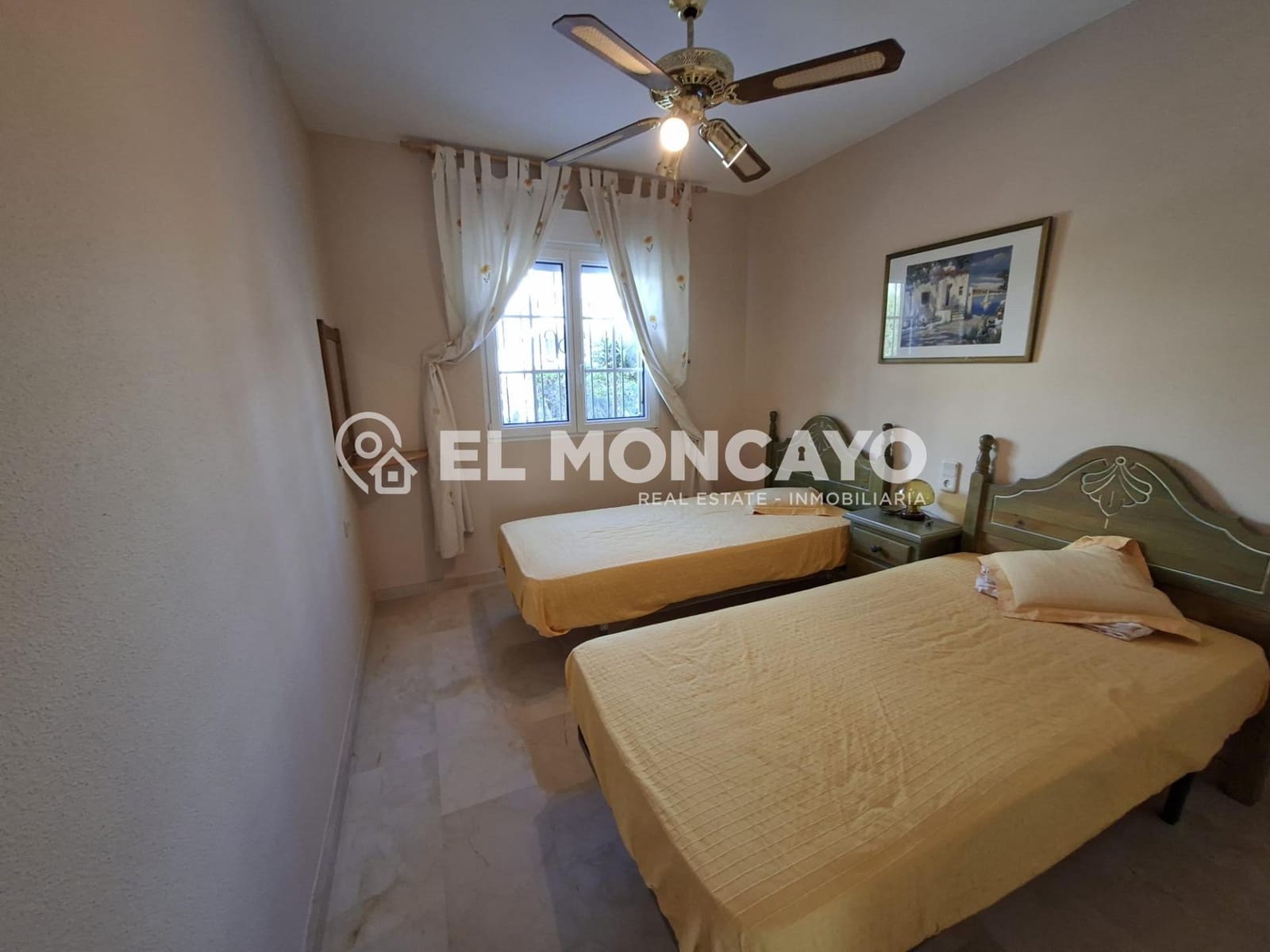 2 bedroom Bungalow for sale in Orihuela Costa with pool - € 229,000 (Ref: 9732037)