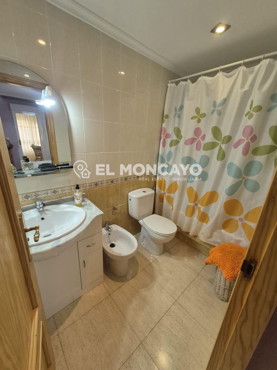 3 sovrum Lägenhet till salu i Guardamar del Segura med pool garage - 220 000 € (Ref: 9735525)