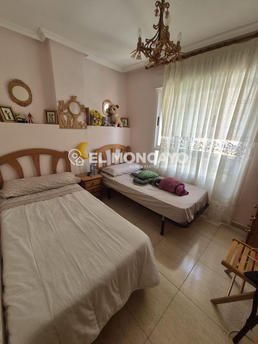 3 sovrum Lägenhet till salu i Guardamar del Segura med pool garage - 220 000 € (Ref: 9735525)