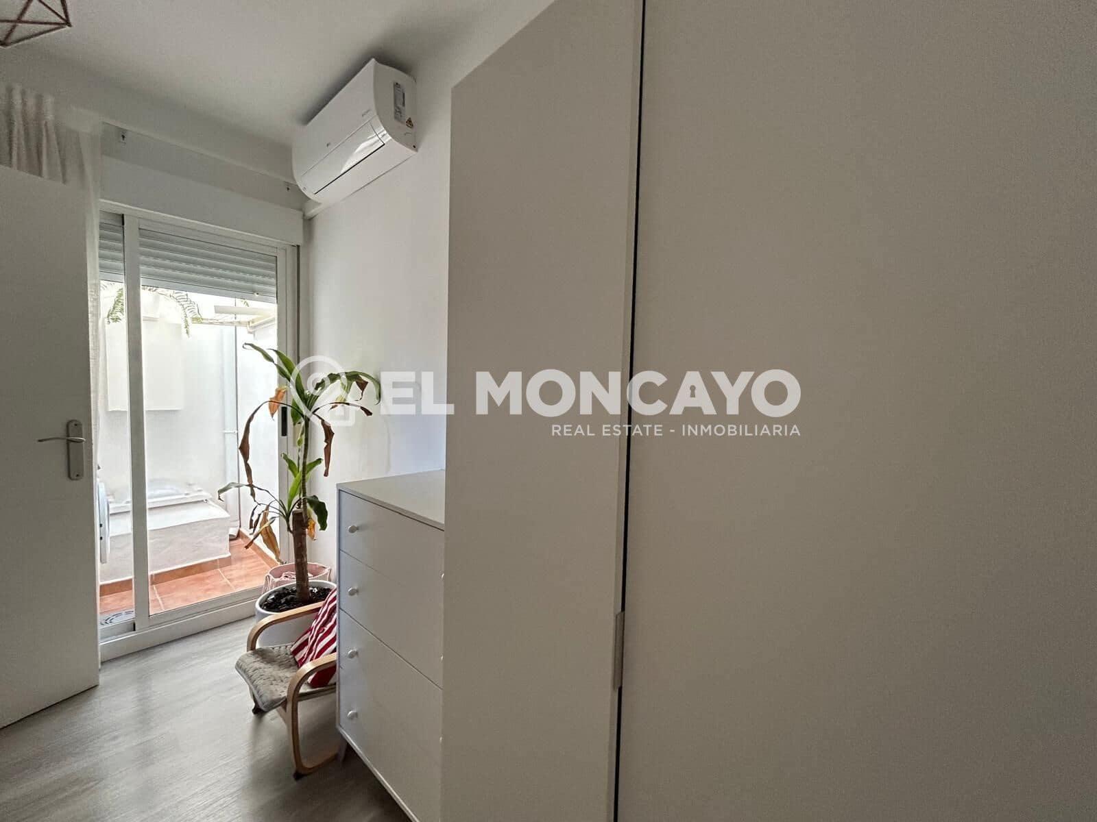 3 bedroom Bungalow for sale in Guardamar del Segura with pool garage - € 280,000 (Ref: 9741699)