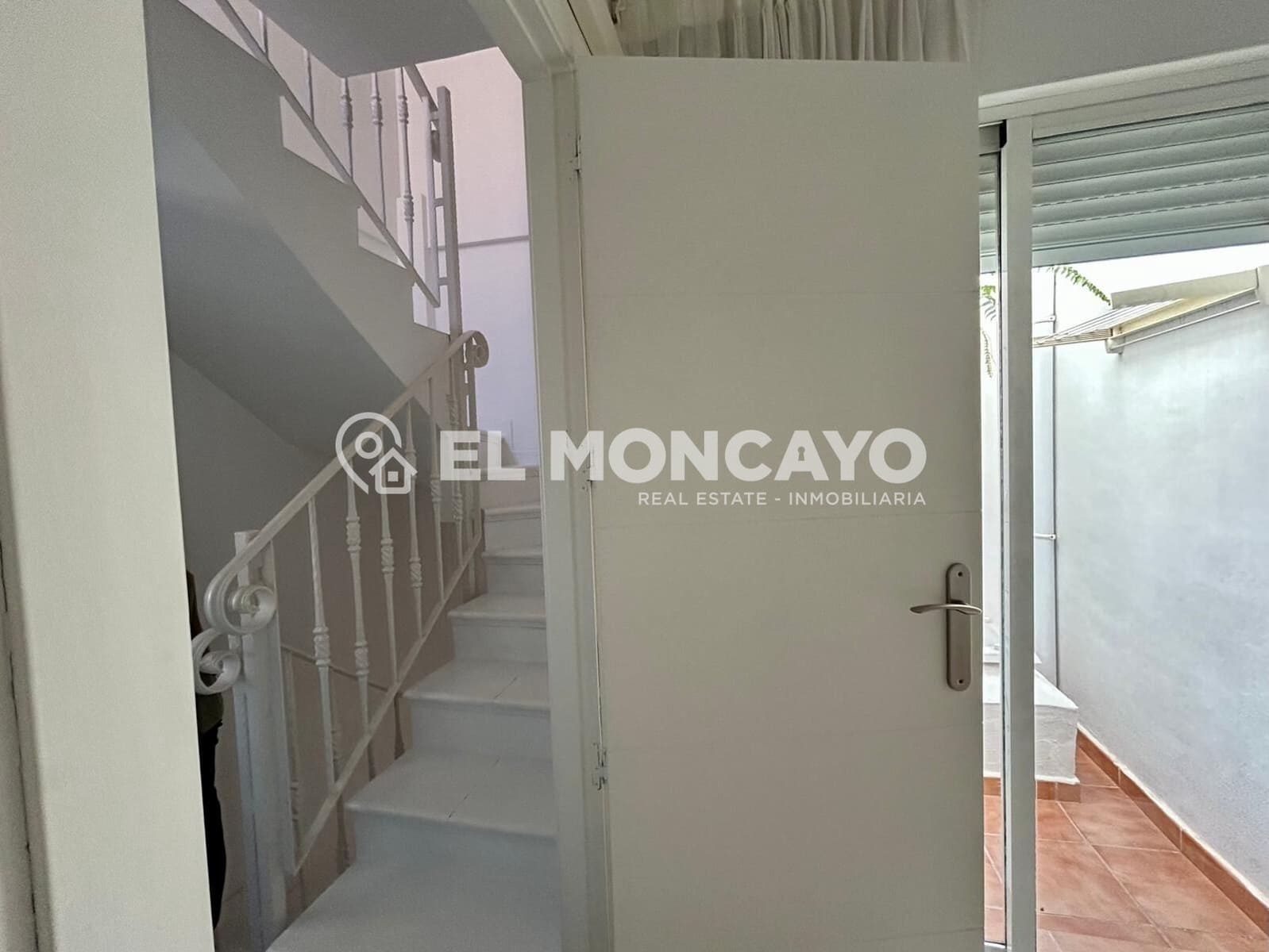 3 bedroom Bungalow for sale in Guardamar del Segura with pool garage - € 280,000 (Ref: 9741699)