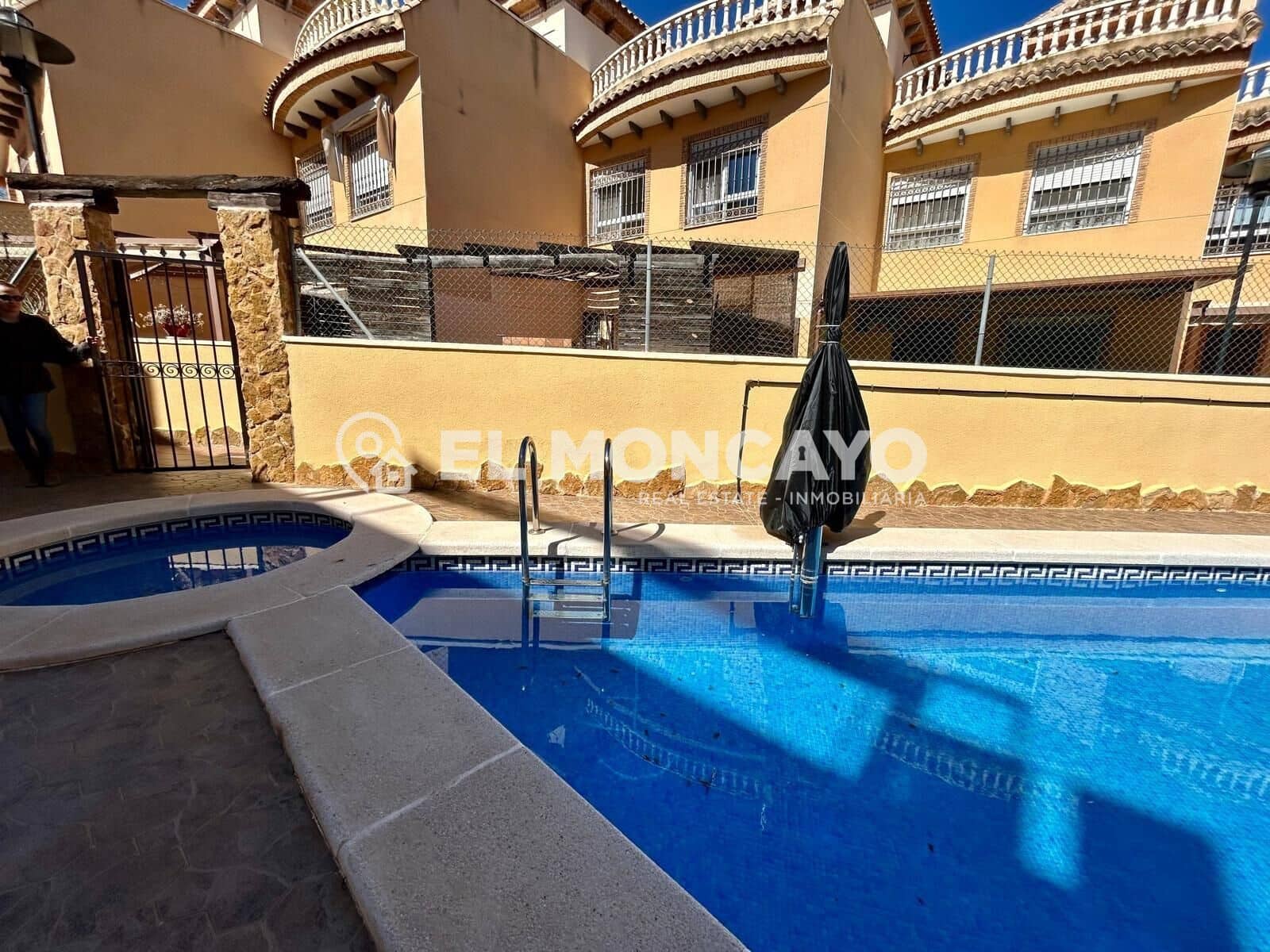 3 bedroom Bungalow for sale in Guardamar del Segura with pool garage - € 280,000 (Ref: 9741699)