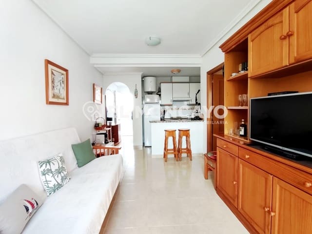 1 sovrum Lägenhet till salu i Guardamar del Segura med pool - 124 900 € (Ref: 9755598)