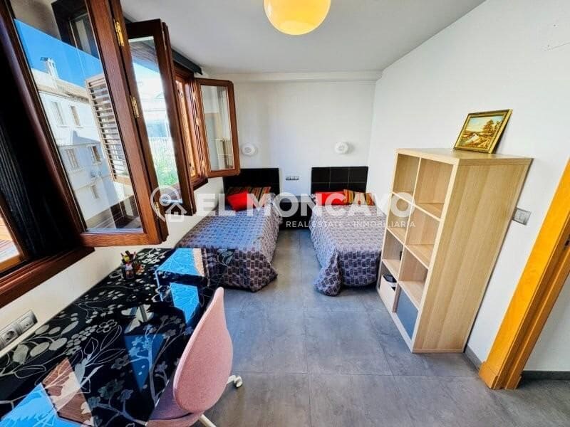 2 soverom Bungalow til salgs i Guardamar del Segura med garasje - € 450 000 (Ref: 9758897)