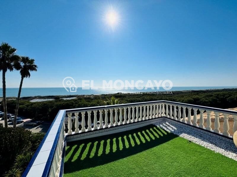 2 soverom Bungalow til salgs i Guardamar del Segura med garasje - € 450 000 (Ref: 9758897)