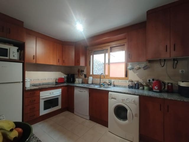 2 soveværelse Rækkehus til salg i Rojales med swimmingpool - € 175.000 (Ref: 9758898)