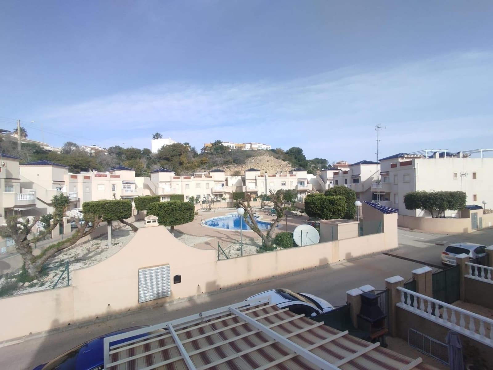 2 soveværelse Rækkehus til salg i Rojales med swimmingpool - € 175.000 (Ref: 9758898)