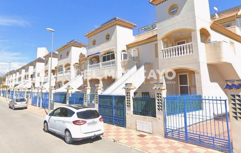 2 soverom Bungalow til salgs i Guardamar del Segura med svømmebasseng - € 155 500 (Ref: 9761925)