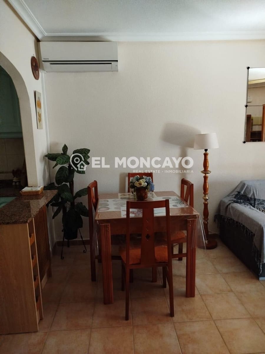 2 soverom Bungalow til salgs i Guardamar del Segura med svømmebasseng - € 155 500 (Ref: 9761925)