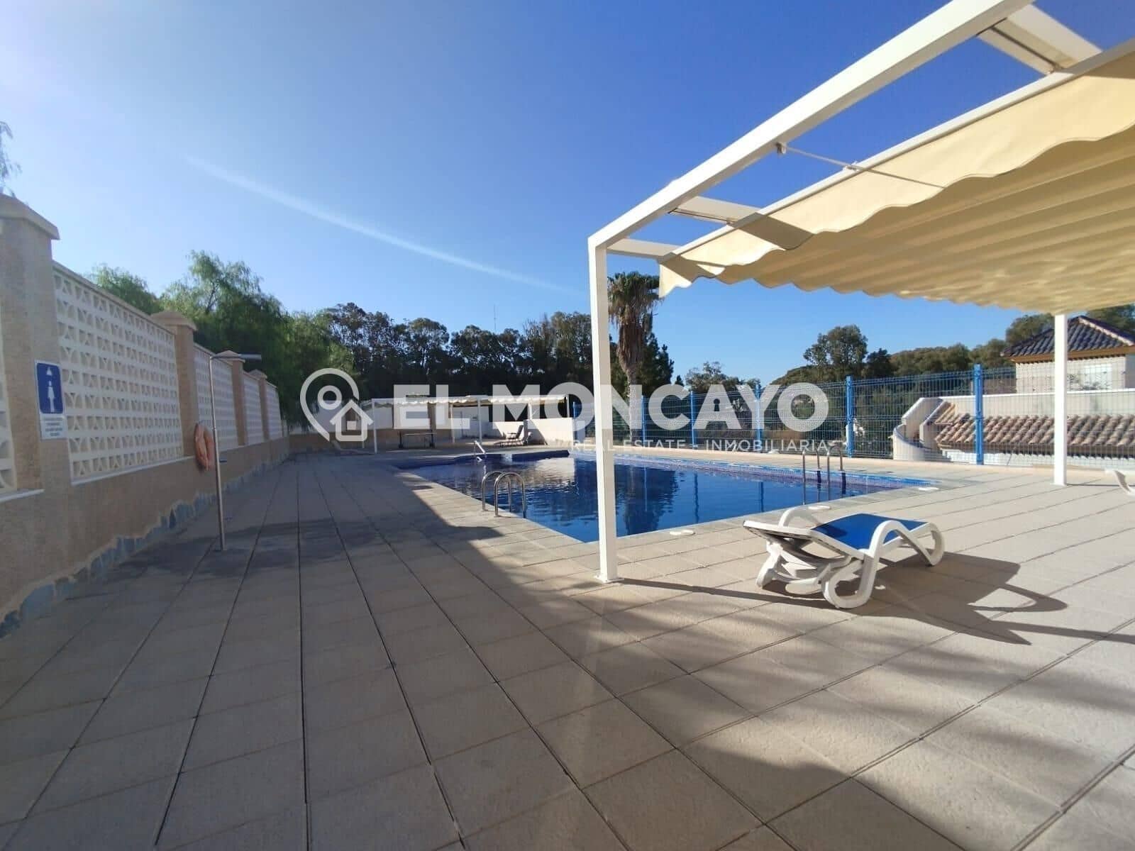 2 soverom Bungalow til salgs i Guardamar del Segura med svømmebasseng - € 155 500 (Ref: 9761925)