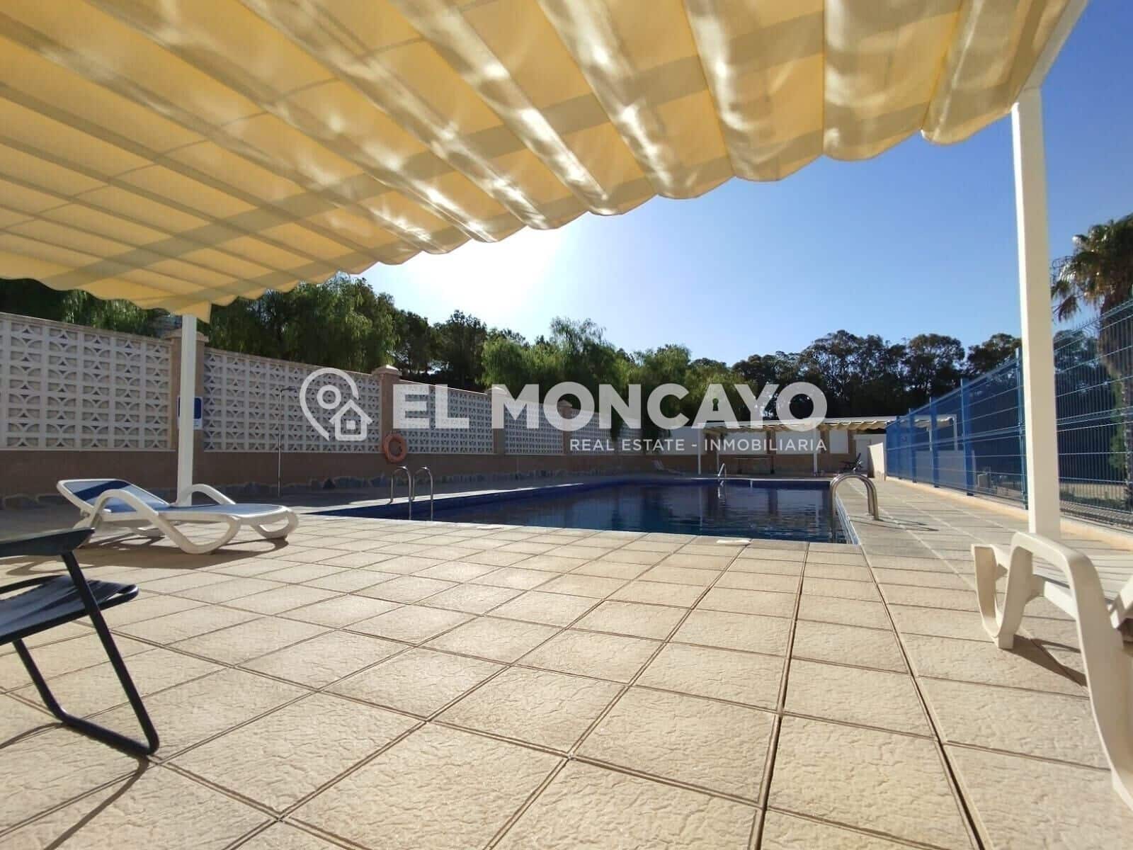 2 soverom Bungalow til salgs i Guardamar del Segura med svømmebasseng - € 155 500 (Ref: 9761925)