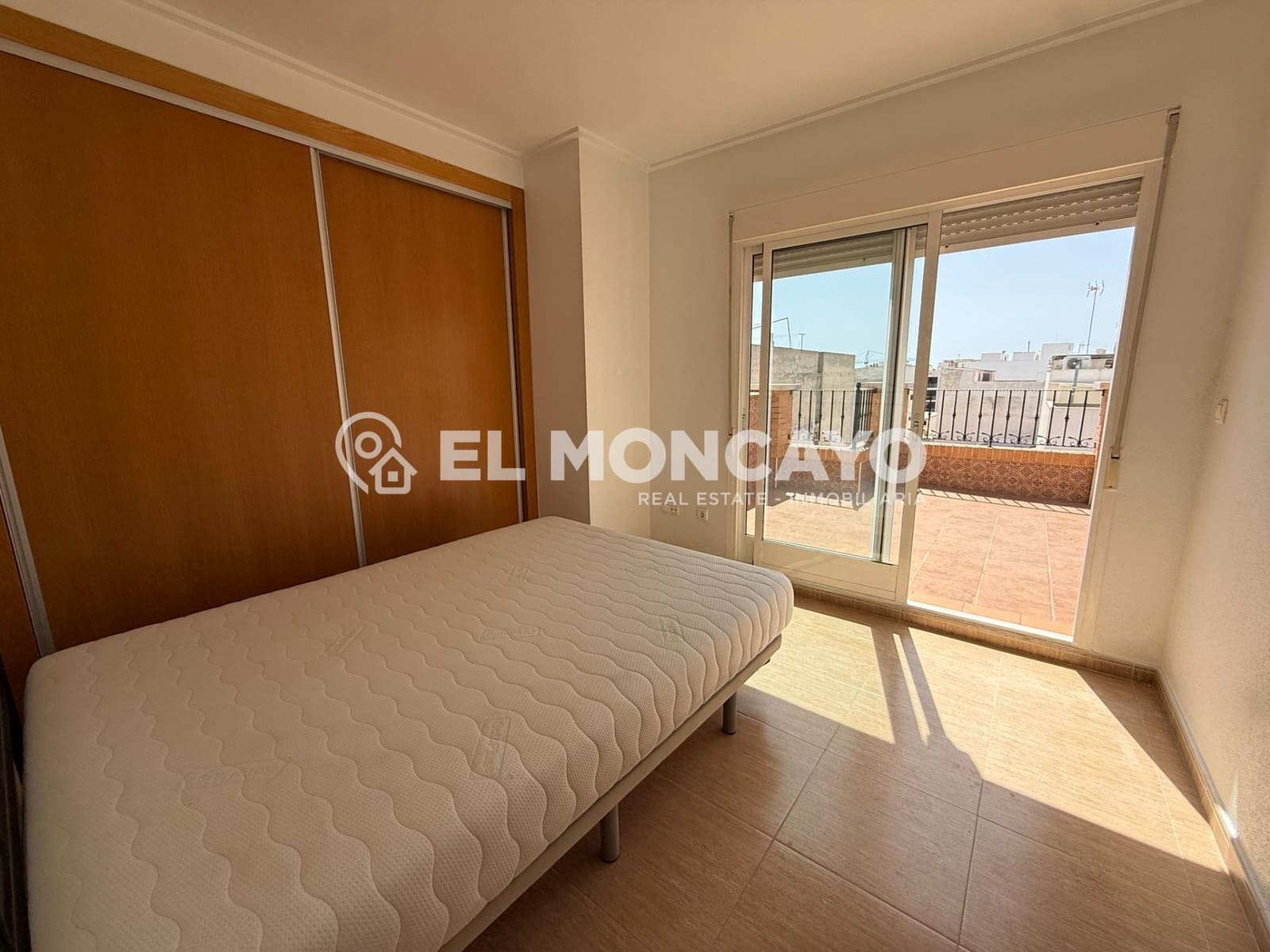 3 sovrum Takvåning till salu i Guardamar del Segura - 252 000 € (Ref: 9763604)