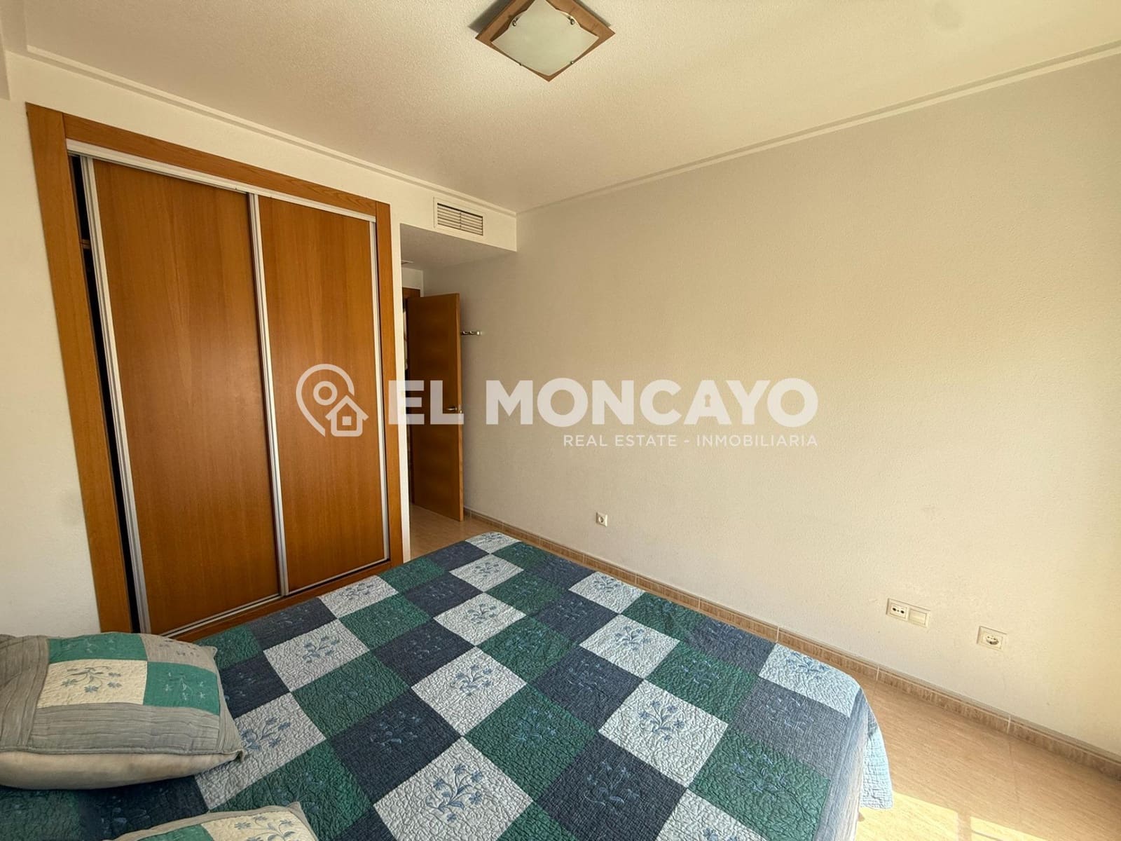 3 sovrum Takvåning till salu i Guardamar del Segura - 252 000 € (Ref: 9763604)