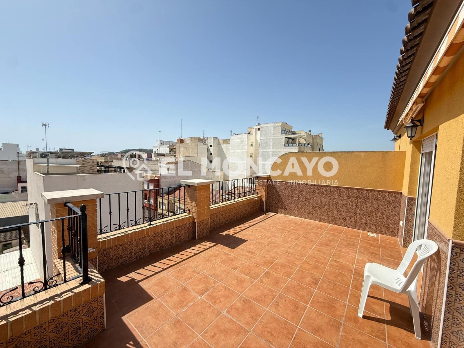 3 sovrum Takvåning till salu i Guardamar del Segura - 252 000 € (Ref: 9763604)