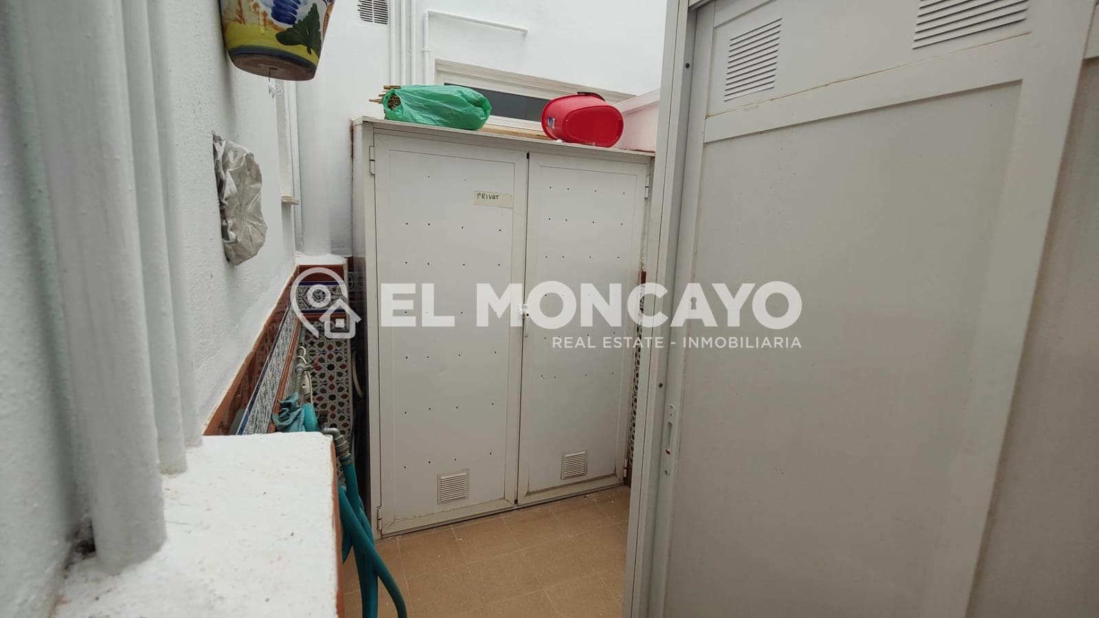 Apartamento de 2 habitaciones en Torrevieja en venta - 145.000 € (Ref: 9770592)